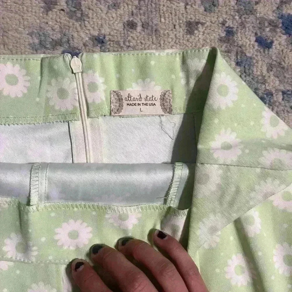 NWOT altar’d state green flower 2 piece set - Picture 4 of 5